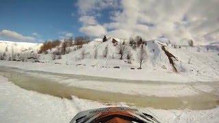 Снегоход по воде! (Покатушки 2) Snowmobile on water! (Race 2)