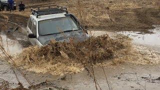 Нива в воде не тонет - покатушки по бездорожью!