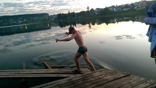Как ПРАВИЛЬНО делать заднее сальто в воду или просто! МАСТЕР-КЛАСС!!!