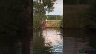 Прыжок с тарзанки.