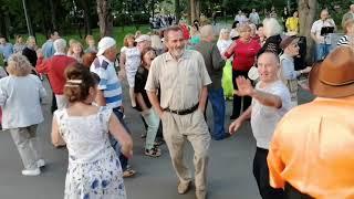 Ах, Одесса, жемчужина у моря. Танцы в саду Шевченко. 2020. Kharkiv.  Харьков.