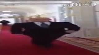 Широкий путин идет под музыку *владимир Путин молодец*