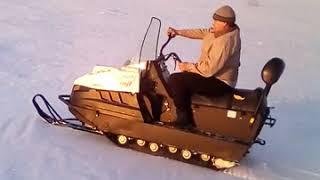 Учимся ездить на снегоходе