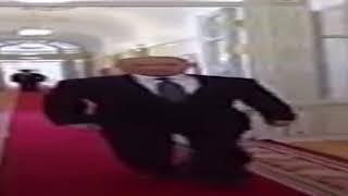 Широкий Путин идёт, но он всегда в кадре(BASS BOOST)