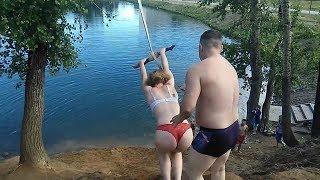Прыжки с тарзанки в воду