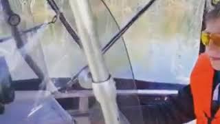 Отдыхаю на лодке (есть права на лодку)