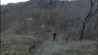 Неадекват встал на пути во время покатушек на велосипеде