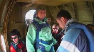 Ну очень смелая девочка. Клуб "Экстрим".