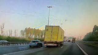 Решил починить УАЗ Патриот на КАД! Был наказан фурой! УАЗ в щепки!