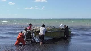 Заключительный день подъёма затонувшего БРДМ2