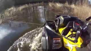 Покатушки по разливу 05 апреля 2015. Квадроциклы и вода.