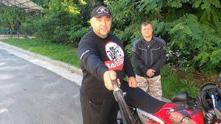 Ручна робота!Захисний чохол на сидіння мотоцикла Bajaj Boxer виробляють у Новограді-Волинському.