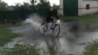 Заносить на воді під музику (such a whore)