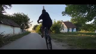УЧУСЬ ДЕЛАТЬ ВИЛЛИ. ЕЗДА НА ЗАДНЕМ КОЛЕСЕ.
