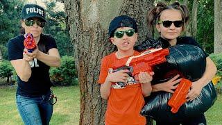 НЕРФ БИТВА Два Грабителя против Полицейского - Nerf Gun Game
