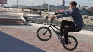 ПЕРВАЯ ТРЕХА СО СТУПЕНЕЙ  ПОКАТУШКИ НА BMX  САМЫЙ ДЛИННЫЙ МЭНУАЛ