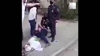Менты Екатеринбурга шныряют по дворам