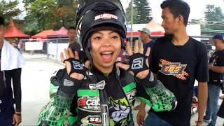 Vespa Race kelas Cewe (music)