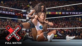 FULL MATCH - Nikki Bella vs. Naomi – Divas Title Match: WWE Extreme Rules 2015