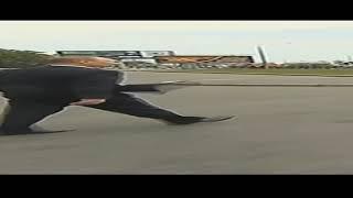 Путин идёт под музыку ровно 3 минуты 49 секунд