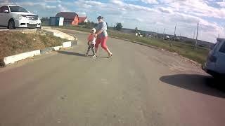 ДРУГ ВЫЕХАЛ НА ТРАССУ И УПАЛ С ВЕЛОСИПЕДА ПОКАТУШКИ НА ВЕЛОСИПЕДЕ