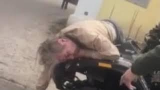 Пьяный мужчина уснул на квадроцикле