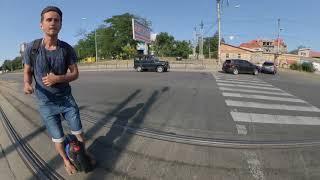 Моноколесо. Покатушки по городу без защиты под прикольную музыку.
