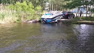 Спуск катера на воду. Слабонервным не смотреть
