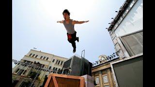 Parkour & Freerunning ! ПАРКУР ПОД МУЗЫКУ ! ФРИРАН В ГОРОДЕ ! УДИВИТЕЛЬНЫЕ ЛЮДИ ! [ПОБЕГ ОТ ОХРАНЫ]