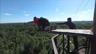 тот самый прыжок с трубы. 45 метров высоты.