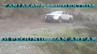 tanjakan estrim pegunungan arfak
