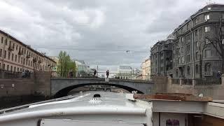 Водная прогулка по Неве